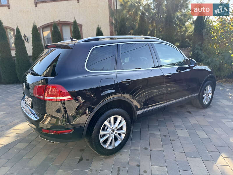 Внедорожник / Кроссовер Volkswagen Touareg 2013 в Черновцах фото 23 Внедорожник / Кроссовер Volkswagen Touareg 2013 в Черновцах