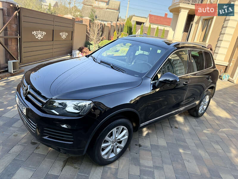 Внедорожник / Кроссовер Volkswagen Touareg 2013 в Черновцах фото 34 Внедорожник / Кроссовер Volkswagen Touareg 2013 в Черновцах