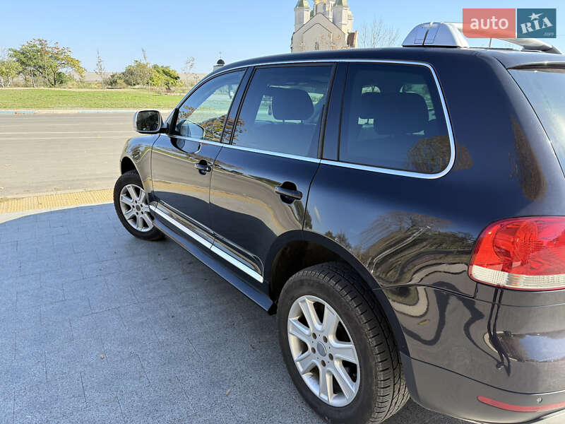 Внедорожник / Кроссовер Volkswagen Touareg 2006 в Одессе