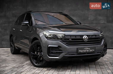 Позашляховик / Кросовер Volkswagen Touareg 2023 в Києві