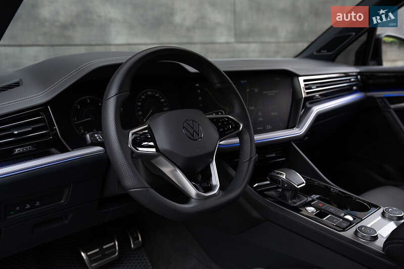 Позашляховик / Кросовер Volkswagen Touareg 2023 в Києві фото 20 Позашляховик / Кросовер Volkswagen Touareg 2023 в Києві