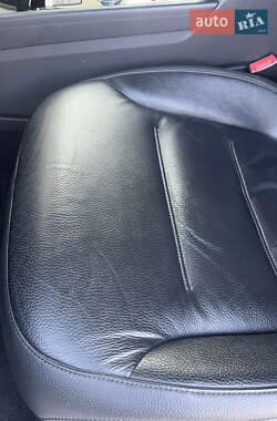 Позашляховик / Кросовер Volkswagen Touareg 2015 в 