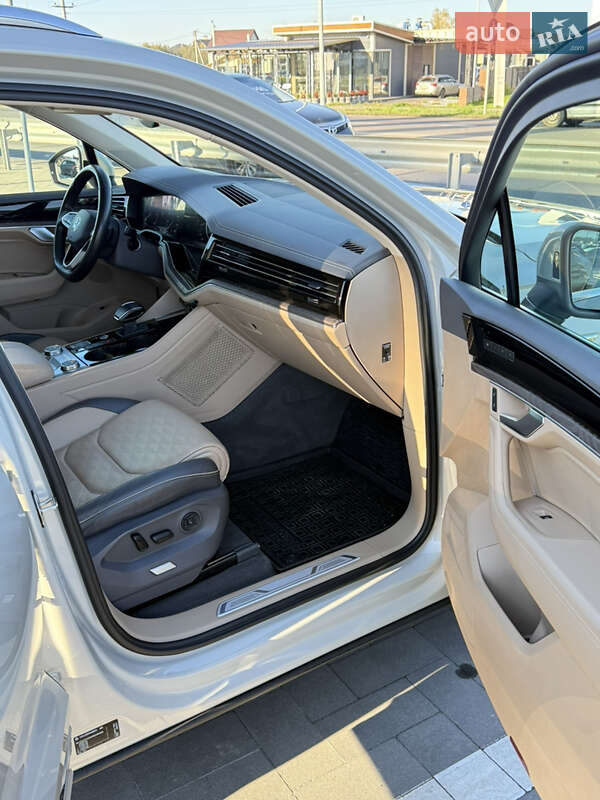 Позашляховик / Кросовер Volkswagen Touareg 2022 в Луцьку фото 10 Позашляховик / Кросовер Volkswagen Touareg 2022 в Луцьку