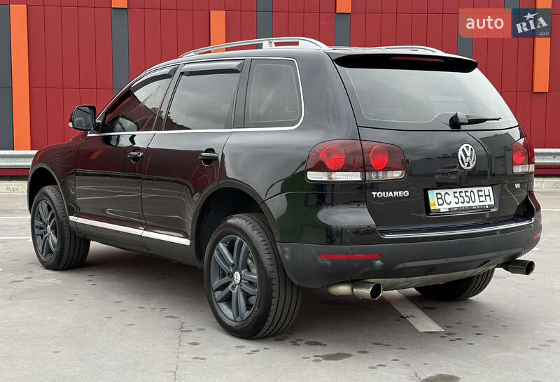 Внедорожник / Кроссовер Volkswagen Touareg 2007 в Киеве