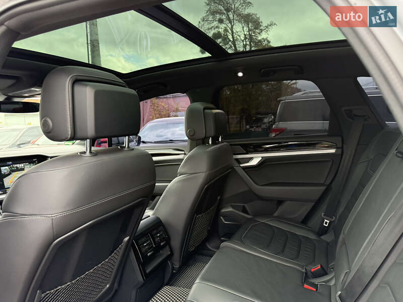 Внедорожник / Кроссовер Volkswagen Touareg 2018 в Полтаве фото 40 Внедорожник / Кроссовер Volkswagen Touareg 2018 в Полтаве