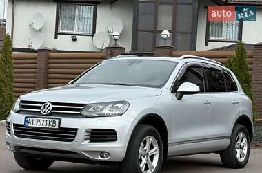 Внедорожник / Кроссовер Volkswagen Touareg 2012 в 