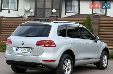 Внедорожник / Кроссовер Volkswagen Touareg 2012 в 