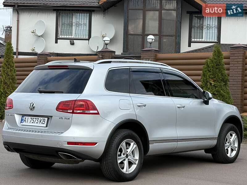 Позашляховик / Кросовер Volkswagen Touareg 2012 в Києві фото 39 Позашляховик / Кросовер Volkswagen Touareg 2012 в Києві