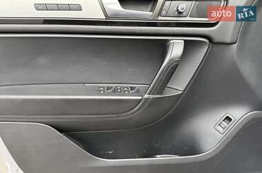 Внедорожник / Кроссовер Volkswagen Touareg 2012 в 