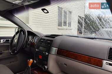 Внедорожник / Кроссовер Volkswagen Touareg 2003 в  фото 2 Внедорожник / Кроссовер Volkswagen Touareg 2003 в