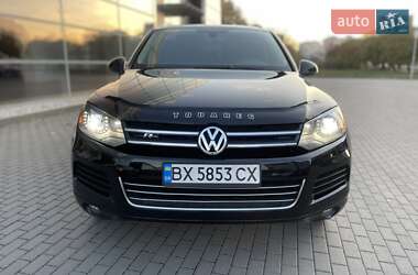 Внедорожник / Кроссовер Volkswagen Touareg 2010 в 