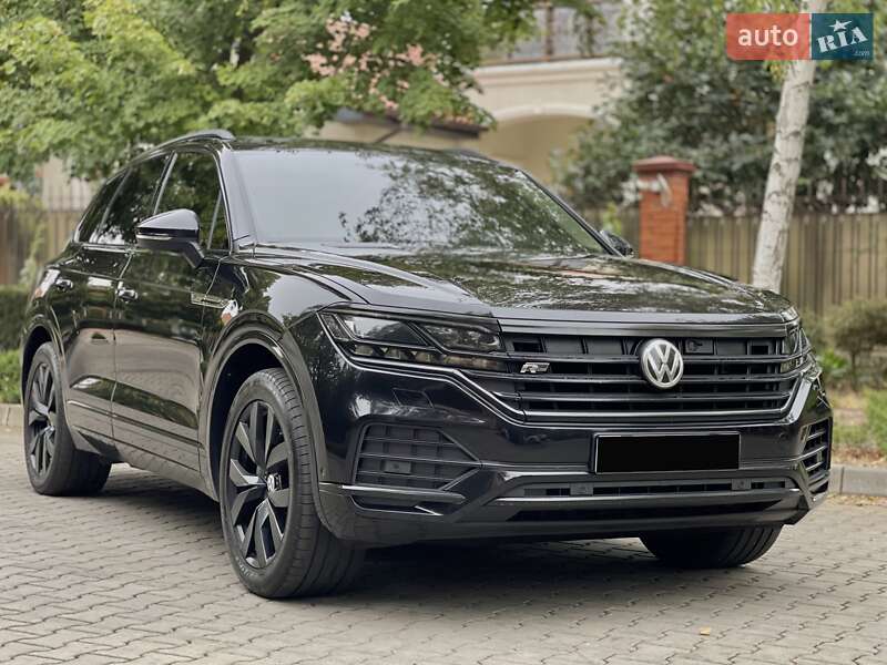 Внедорожник / Кроссовер Volkswagen Touareg 2018 в Одессе фото 10 Внедорожник / Кроссовер Volkswagen Touareg 2018 в Одессе