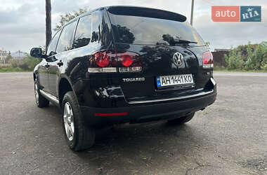Внедорожник / Кроссовер Volkswagen Touareg 2007 в 