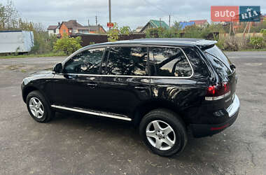 Внедорожник / Кроссовер Volkswagen Touareg 2007 в 