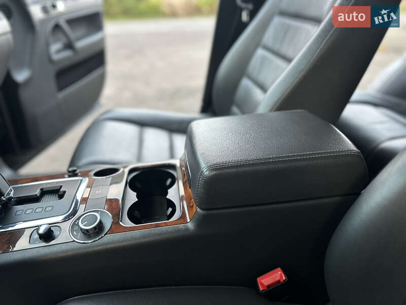 Позашляховик / Кросовер Volkswagen Touareg 2007 в Вінниці