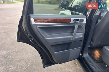 Внедорожник / Кроссовер Volkswagen Touareg 2007 в 