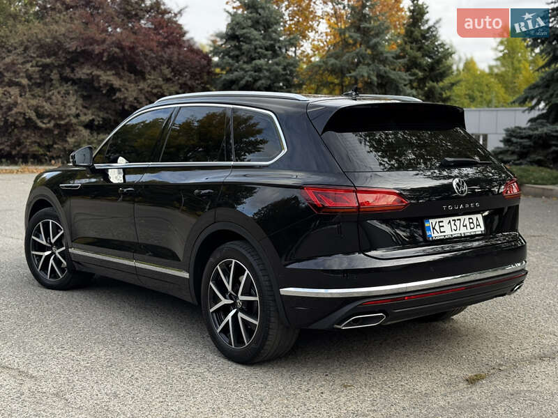 Внедорожник / Кроссовер Volkswagen Touareg 2021 в Днепре