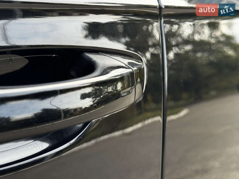 Внедорожник / Кроссовер Volkswagen Touareg 2021 в Днепре