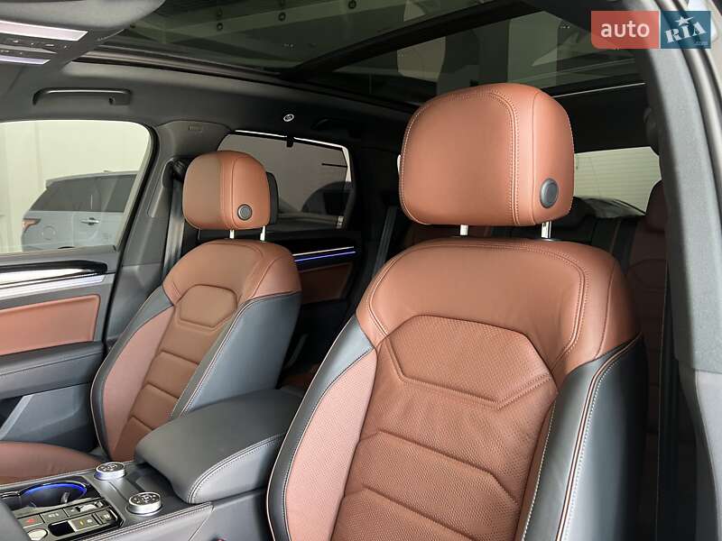 Внедорожник / Кроссовер Volkswagen Touareg 2024 в Киеве фото 18 Внедорожник / Кроссовер Volkswagen Touareg 2024 в Киеве