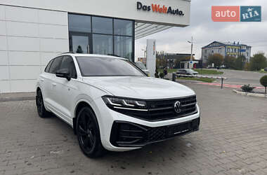 Внедорожник / Кроссовер Volkswagen Touareg 2024 в Хмельницком