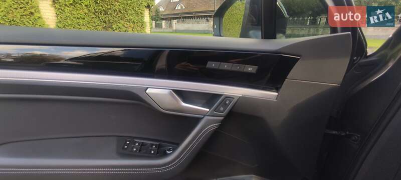 Внедорожник / Кроссовер Volkswagen Touareg 2021 в Козине