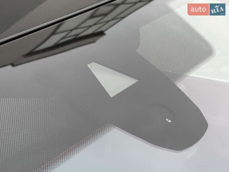 Внедорожник / Кроссовер Volkswagen Touareg 2019 в Львове