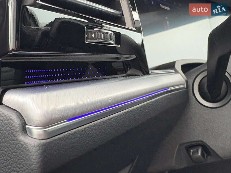 Внедорожник / Кроссовер Volkswagen Touareg 2019 в Львове