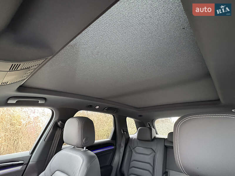 Внедорожник / Кроссовер Volkswagen Touareg 2019 в Львове