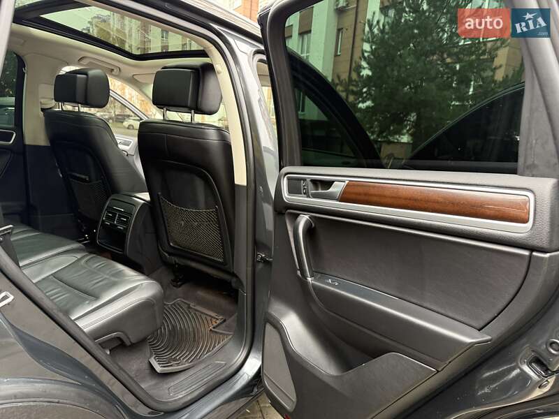 Позашляховик / Кросовер Volkswagen Touareg 2015 в Івано-Франківську фото 31 Позашляховик / Кросовер Volkswagen Touareg 2015 в Івано-Франківську