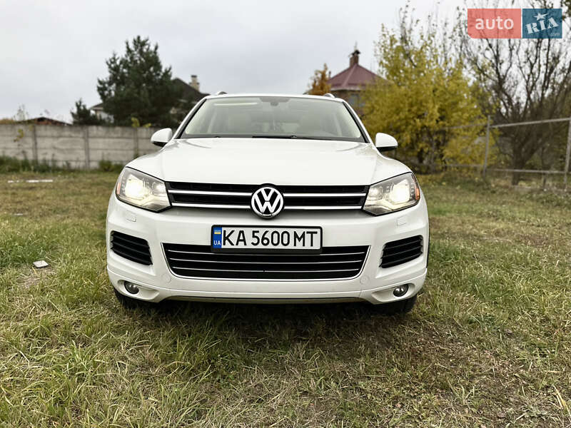 Внедорожник / Кроссовер Volkswagen Touareg 2014 в Киеве фото 4 Внедорожник / Кроссовер Volkswagen Touareg 2014 в Киеве