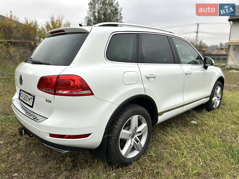 Внедорожник / Кроссовер Volkswagen Touareg 2014 в Киеве фото 15 Внедорожник / Кроссовер Volkswagen Touareg 2014 в Киеве