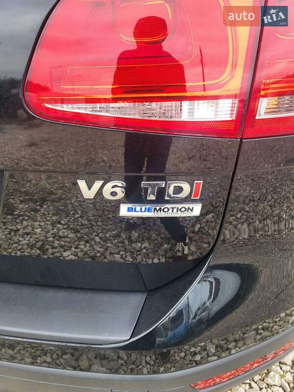 Внедорожник / Кроссовер Volkswagen Touareg 2017 в Тернополе