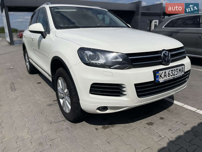 Внедорожник / Кроссовер Volkswagen Touareg 2011 в Киеве фото 2 Внедорожник / Кроссовер Volkswagen Touareg 2011 в Киеве