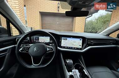 Внедорожник / Кроссовер Volkswagen Touareg 2020 в 