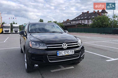 Внедорожник / Кроссовер Volkswagen Touareg 2011 в Львове