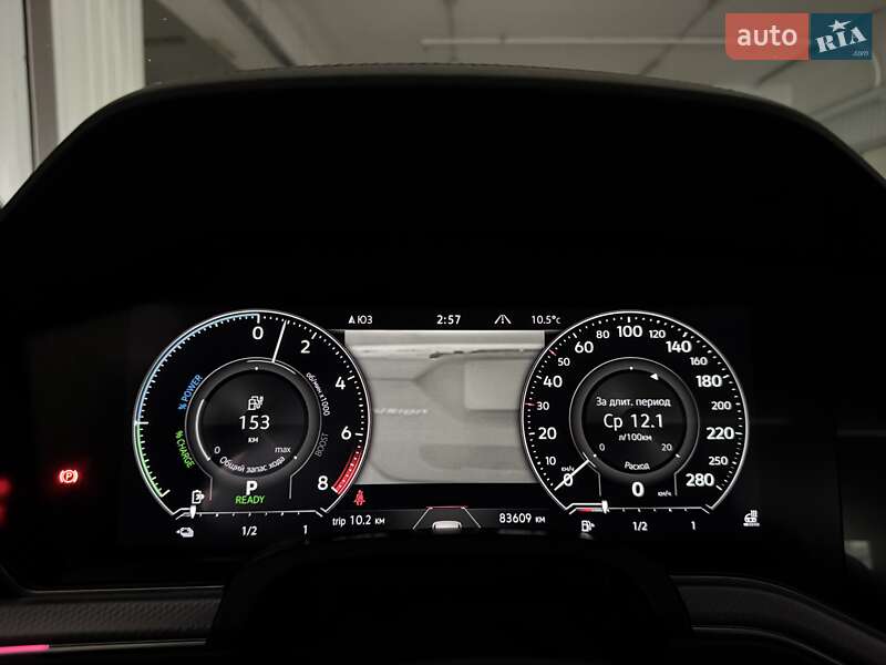 Позашляховик / Кросовер Volkswagen Touareg 2021 в Києві фото 47 Позашляховик / Кросовер Volkswagen Touareg 2021 в Києві