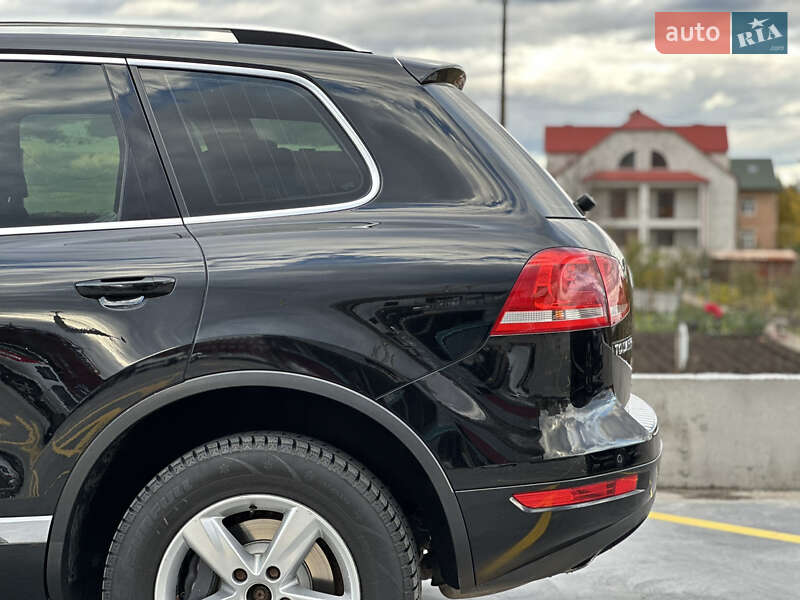 Позашляховик / Кросовер Volkswagen Touareg 2012 в Тернополі