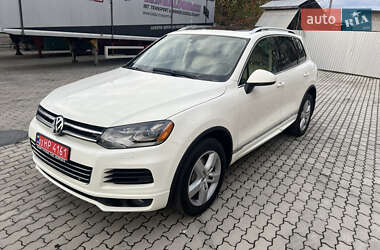 Позашляховик / Кросовер Volkswagen Touareg 2011 в Рівному