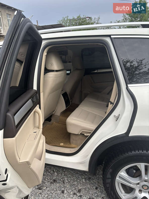 Внедорожник / Кроссовер Volkswagen Touareg 2011 в Фастове фото 7 Внедорожник / Кроссовер Volkswagen Touareg 2011 в Фастове