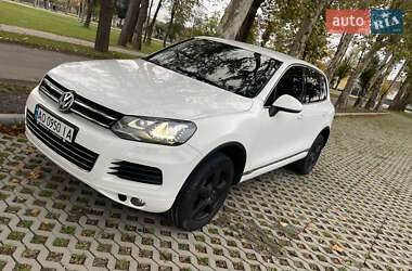 Позашляховик / Кросовер Volkswagen Touareg 2012 в Мукачевому