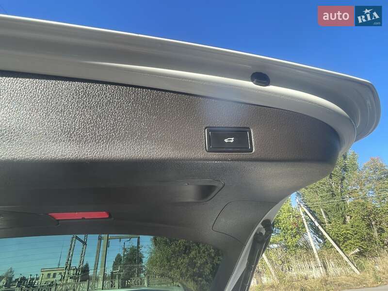 Внедорожник / Кроссовер Volkswagen Touareg 2016 в Белой Церкви фото 32 Внедорожник / Кроссовер Volkswagen Touareg 2016 в Белой Церкви