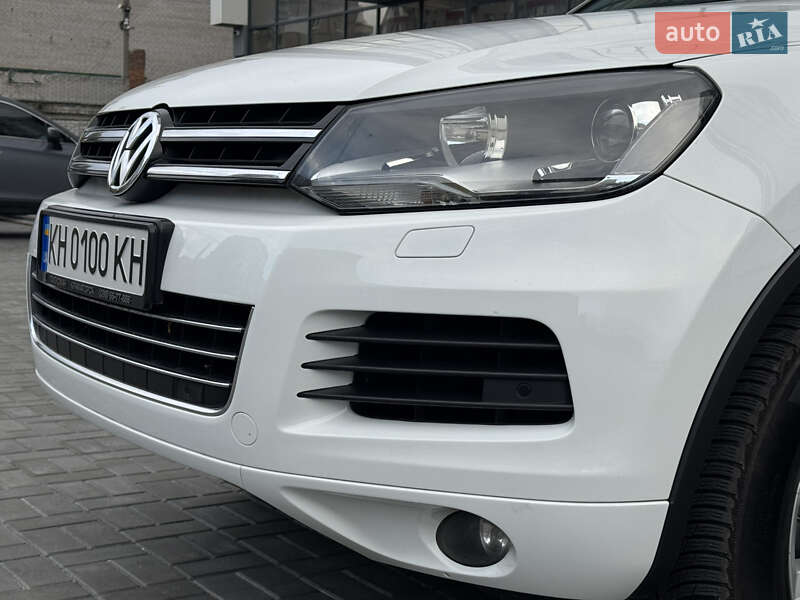 Позашляховик / Кросовер Volkswagen Touareg 2012 в Дніпрі фото 24 Позашляховик / Кросовер Volkswagen Touareg 2012 в Дніпрі