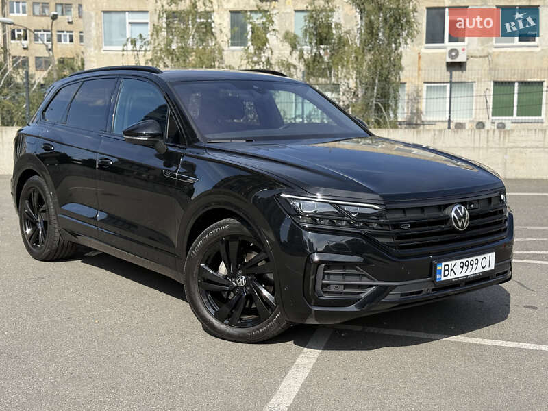 Позашляховик / Кросовер Volkswagen Touareg 2023 в Києві