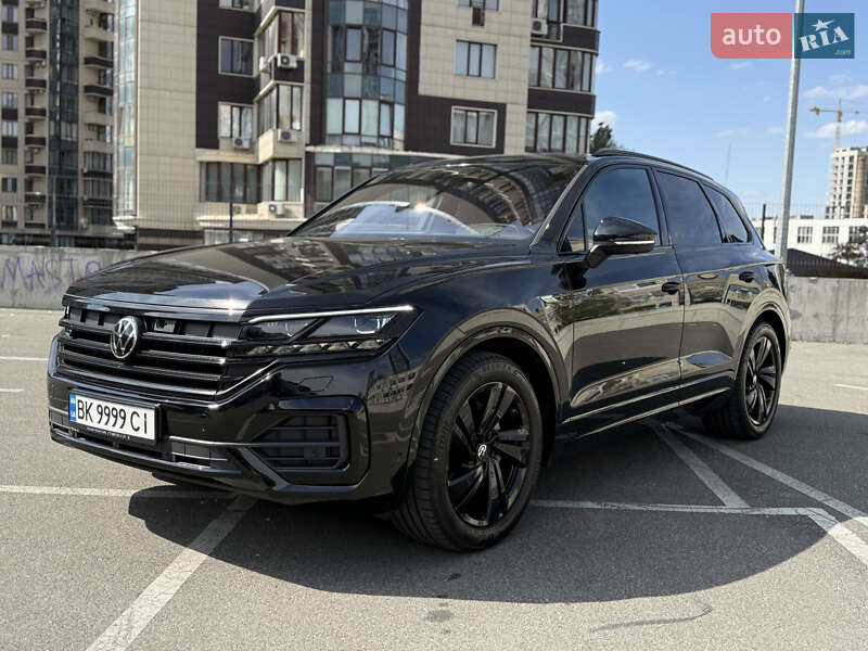 Позашляховик / Кросовер Volkswagen Touareg 2023 в Києві