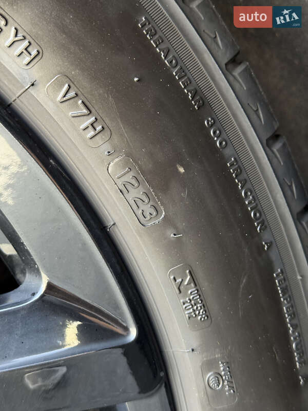 Позашляховик / Кросовер Volkswagen Touareg 2023 в Києві