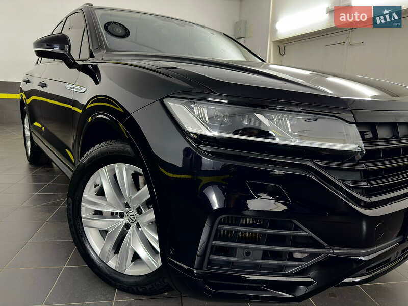 Позашляховик / Кросовер Volkswagen Touareg 2019 в Козятині фото 17 Позашляховик / Кросовер Volkswagen Touareg 2019 в Козятині