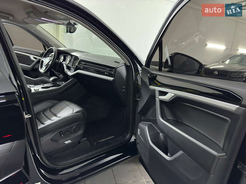 Позашляховик / Кросовер Volkswagen Touareg 2019 в Козятині фото 45 Позашляховик / Кросовер Volkswagen Touareg 2019 в Козятині