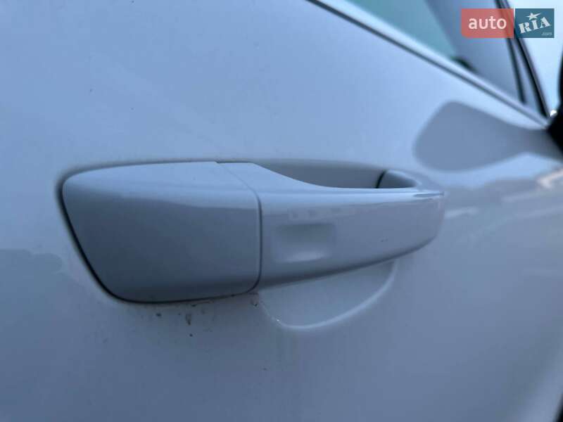 Внедорожник / Кроссовер Volkswagen Touareg 2016 в Тернополе фото 36 Внедорожник / Кроссовер Volkswagen Touareg 2016 в Тернополе