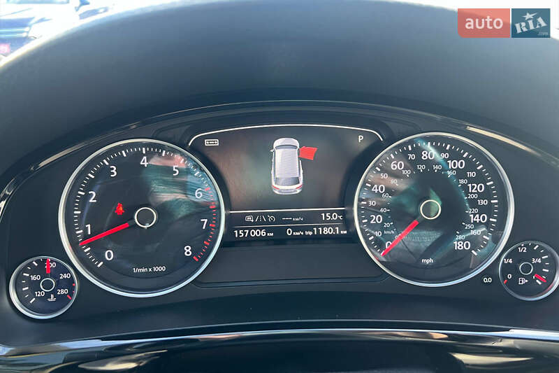 Позашляховик / Кросовер Volkswagen Touareg 2016 в Івано-Франківську