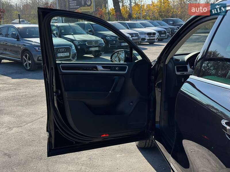 Внедорожник / Кроссовер Volkswagen Touareg 2014 в Каменец-Подольском фото 21 Внедорожник / Кроссовер Volkswagen Touareg 2014 в Каменец-Подольском